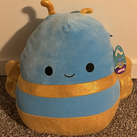 “Queen Bee” squishmallow - Picture 3 of 3